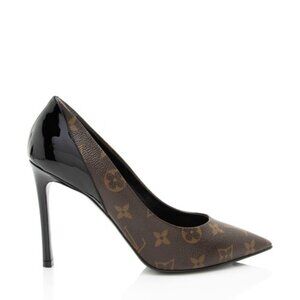 Louis Vuitton Brown Monogram Pointed Toe Pumps with Black Patent Heel